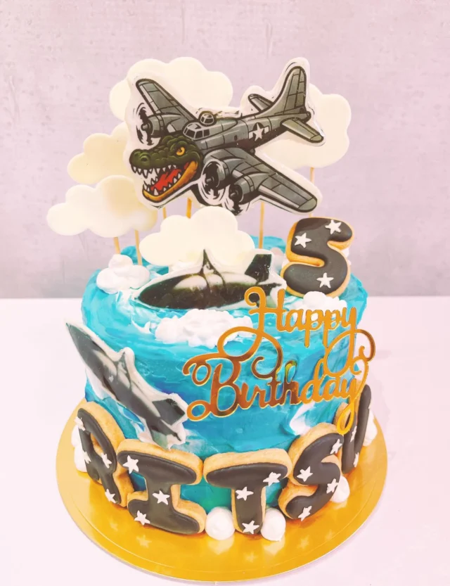 TOP - Happiness - Order Made Cake -|福岡のオーダーメイドケーキ